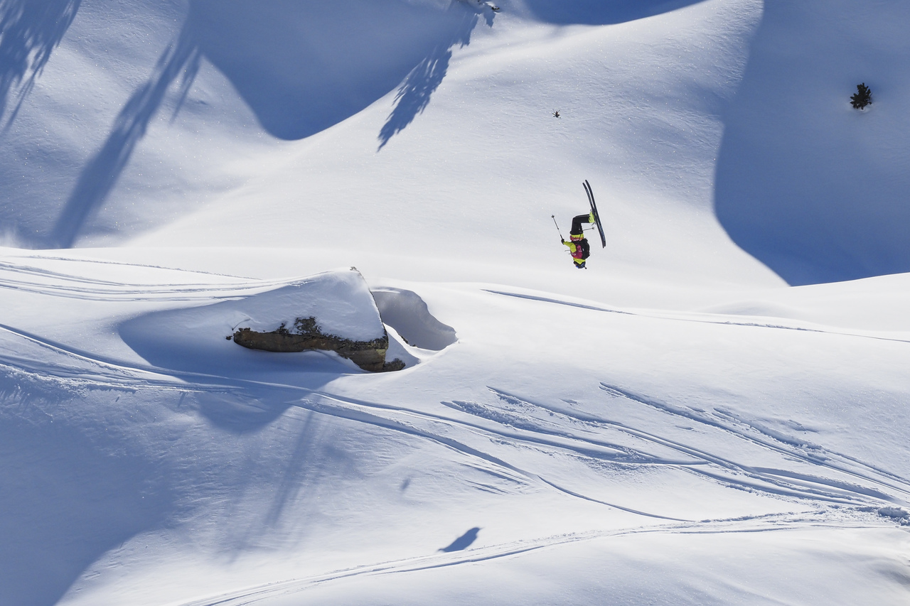 Día de plata para los españoles Núria Castan y Abel Moga en el espectacular inicio del Freeride World Tour 2022 en Baqueira Beret